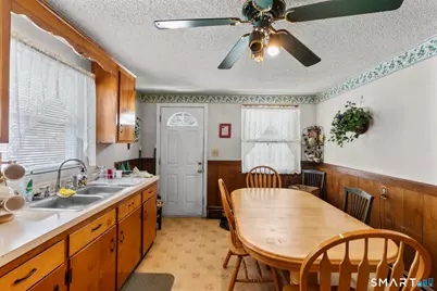 704 Franklin Avenue, Hartford, CT 06114 - Photo 15