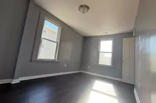 26 Clarence St, Bridgeport, CT 06608 - Photo 9