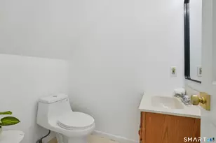 175 Winnepoge Dr, Fairfield, CT 06825 - Photo 19