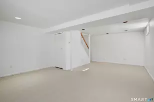 175 Winnepoge Dr, Fairfield, CT 06825 - Photo 27