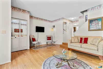 43 Hampton Park #43, Branford, CT 06405 - Photo 5