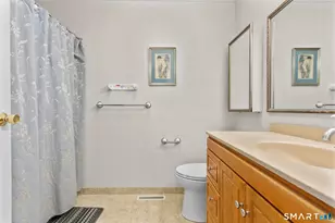 43 Hampton Park, Branford, CT 06405 - Photo 15