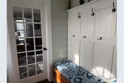 2 Harbor View Avenue, Waterford, CT 06385 - Photo 5