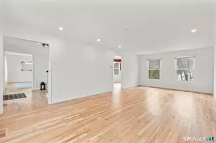 23 Rolling Brook Ln, Shelton, CT 06484 - Photo 7