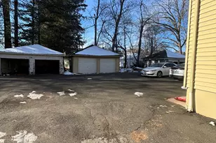 9 Bretton Rd, West Hartford, CT 06119 - Photo 17