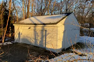 1025 Willard Rd, Orange, CT 06477 - Photo 35