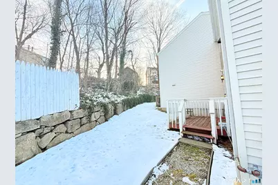 4 Hill Court #B, Norwalk, CT 06850 - Photo 17