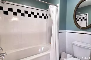 10 Heritage Ln, Stamford, CT 06903 - Photo 21