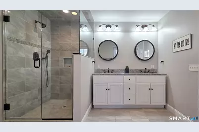 10 Heritage Lane, Stamford, CT 06903 - Photo 17