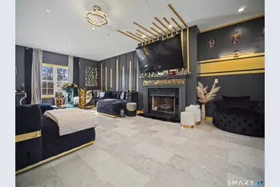 207 Ridgefield Avenue, Waterbury, CT 06705 - Photo 7