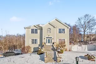 207 Ridgefield Ave, Waterbury, CT 06705 - Photo 1