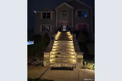 207 Ridgefield Avenue, Waterbury, CT 06705 - Photo 35