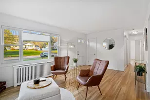 132 Toll House Ln, Fairfield, CT 06825 - Photo 11