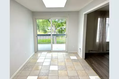 9 Cinnamon Springs #9, South Windsor, CT 06074 - Photo 5
