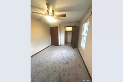 6 Erin Street, Middletown, CT 06457 - Photo 5