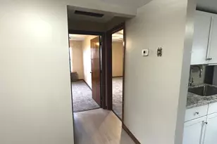 6 Erin St, Middletown, CT 06457 - Photo 3