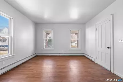 19 Jackson Street, Ansonia, CT 06401 - Photo 9