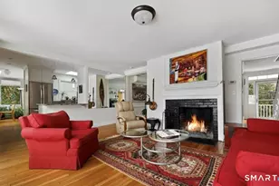 14 Temple St, Stonington, CT 06378 - Photo 7