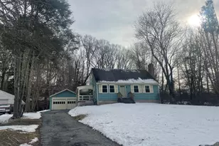 7 Meadow Dr, Ledyard, CT 06335 - Photo 1