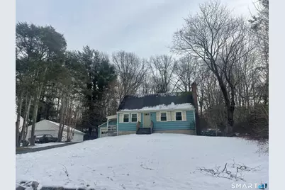 7 Meadow Drive, Ledyard, CT 06335 - Photo 3