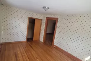 320 Olivia St, Derby, CT 06418 - Photo 7