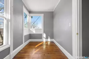 484 Waterville St, Waterbury, CT 06710 - Photo 5