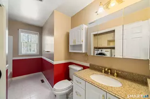 1020 Shepard Ave, Hamden, CT 06514 - Photo 17