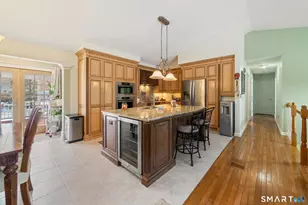 1020 Shepard Ave, Hamden, CT 06514 - Photo 7