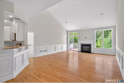 23 Woods Lane #23, Newtown, CT 06470 - Photo 5