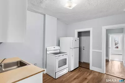 10 Warner Street, Hartford, CT 06114 - Photo 21