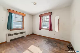 24 Pentlow Ave, New Britain, CT 06053 - Photo 9