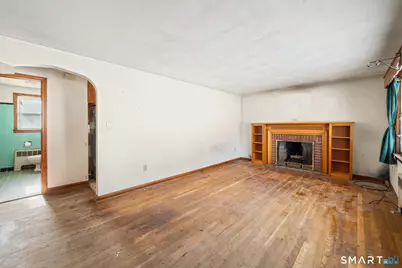 24 Pentlow Avenue, New Britain, CT 06053 - Photo 3