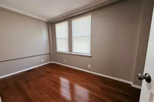 2 Washington Ct, Stamford, CT 06902 - Photo 11