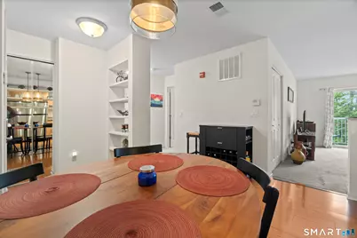 26 Schoolhouse Drive #204, West Hartford, CT 06110 - Photo 9