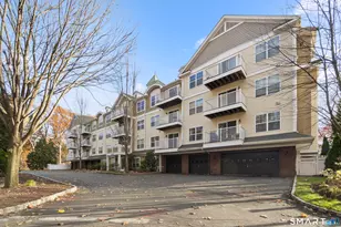 26 School House Dr, West Hartford, CT 06110 - Photo 39