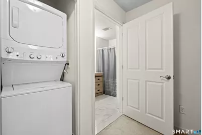 26 Schoolhouse Drive #204, West Hartford, CT 06110 - Photo 23