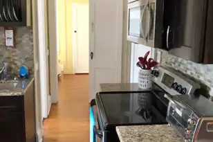 75 Birdsey Ave, Middletown, CT 06457 - Photo 7