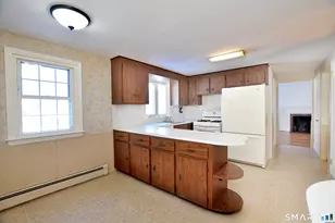 85 Lydall St, Manchester, CT 06042 - Photo 13