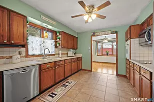 13 Basket Shop Rd, Hebron, CT 06248 - Photo 5