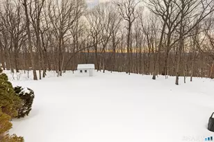 52 Tracey Ann Ct, Naugatuck, CT 06770 - Photo 27