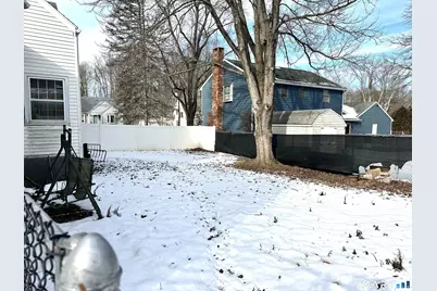 28 Glendale Avenue, Berlin, CT 06037 - Photo 9