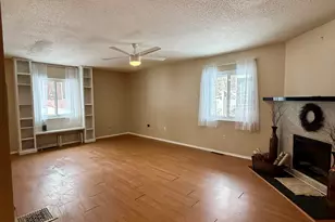 6 Stonegate Cir, Branford, CT 06405 - Photo 7