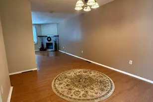 6 Stonegate Cir, Branford, CT 06405 - Photo 9