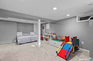 30 Sandhurst Dr, West Hartford, CT 06107 - Photo 31