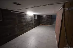 147 Freeman Ave, Stratford, CT 06614 - Photo 33