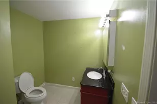 147 Freeman Ave, Stratford, CT 06614 - Photo 19