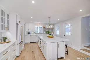 25 Taunton Ln, Newtown, CT 06470 - Photo 7