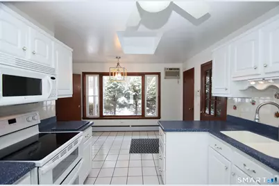 29 Middlefield Road, Oxford, CT 06478 - Photo 15