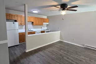 201 College St, Middletown, CT 06457 - Photo 3