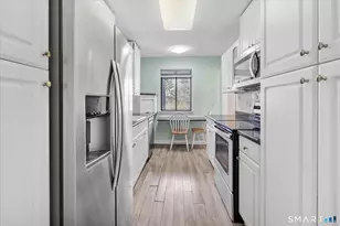 73 Heritage Vlg, Southbury, CT 06488 - Photo 7